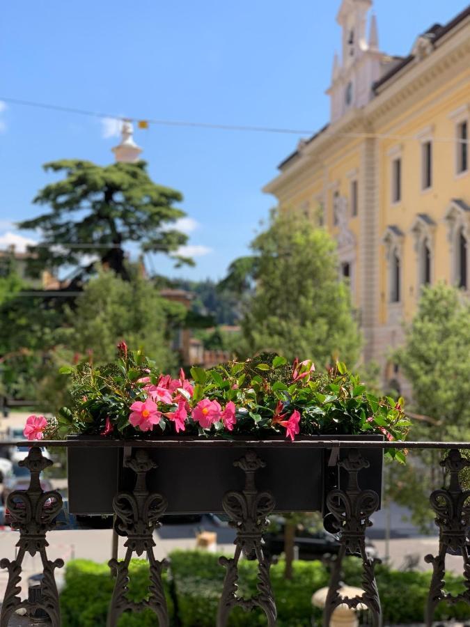 Bue Nero Suites Verona Esterno foto