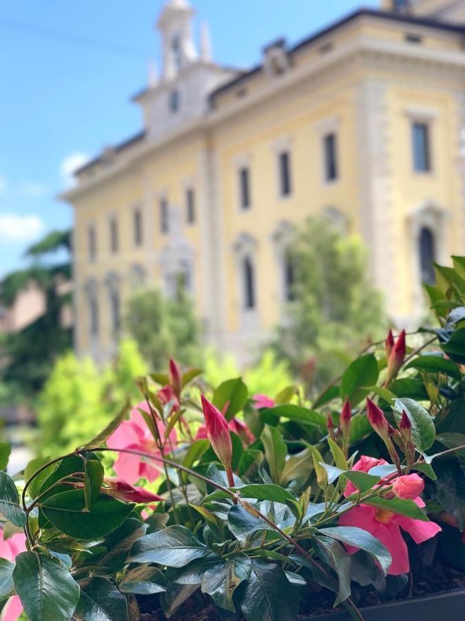 Bue Nero Suites Verona Esterno foto